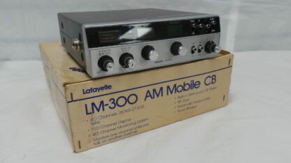 Lafayette LM-300 AM CB Radio Sold As Seen No Warranty Junksale